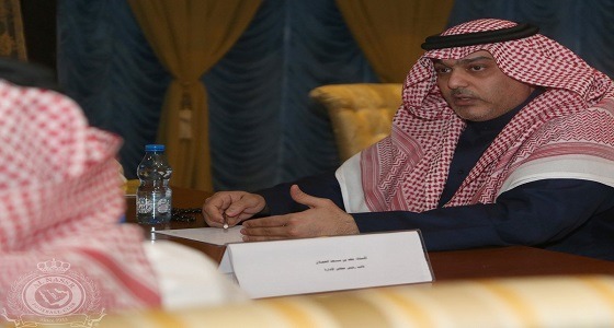 بالصور.. رئيس النصر يعقد اجتماعًا لمناقشة قضايا الحاضر والمستقبل