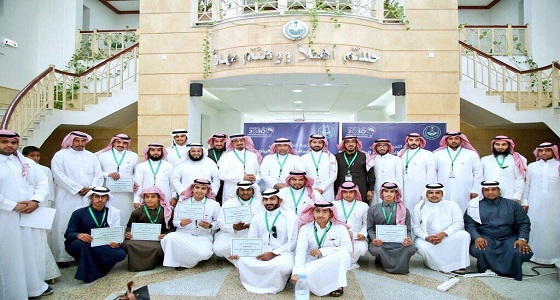 لجنة شباب الرياض تقيم برنامجا تدريبيا لأعضاء اللجان بمحافظات المنطقة
