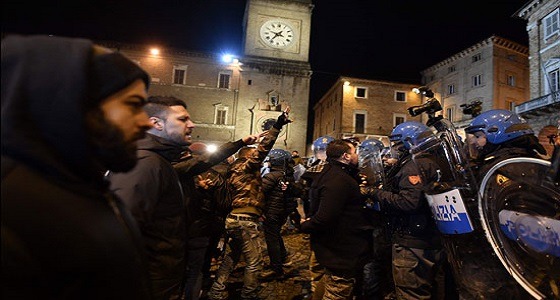 اعتقال 20 على الأقل في تظاهرات لليمين المتطرف بإيطاليا