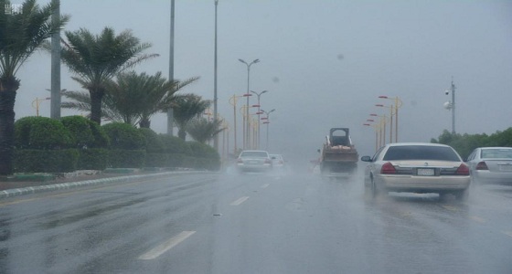 الإنذار المبكر يحذر من استمرار الأمطار الرعدية على مكة