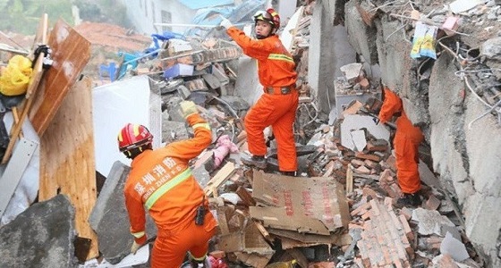 مصرع 8 أشخاص بانهيار أرضي في جنوب الصين