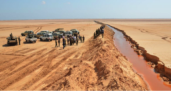 الجيش التونسي يقبض على عنصر مسلح حاول اجتياز الحدود التونسية الليبية