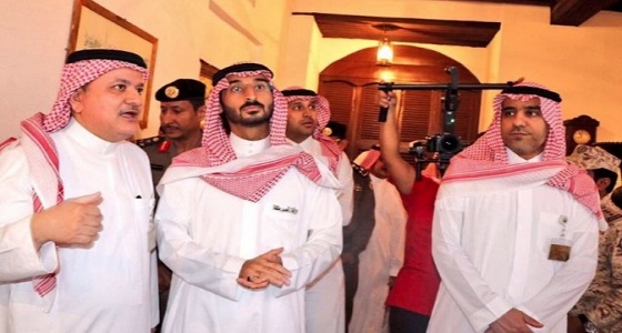 بالصور.. نائب أمير مكة المكرمة يزور المهرجان الوطني للتراث بالجنادرية