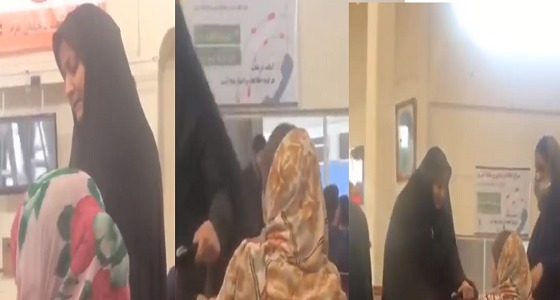 بالفيديو.. شرطية إيرانية تجبر فتاة على مغادرة القاعة لاعتقالها