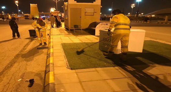 بالصور.. أمانة الرياض تكثف جهودها للحفاظ على النظافة بالجنادرية