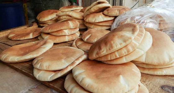 الحوثي يضيق الخناق على اليمنيين ويرفع سعر الخبز لـ20 ريال