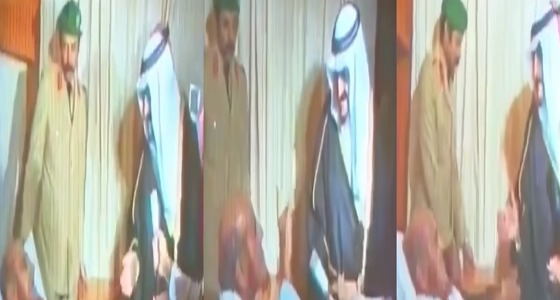 بالفيديو.. الملك فهد يمازح مريض في لحظة عفوية
