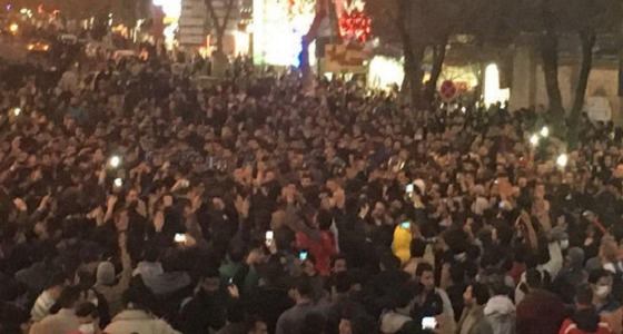 &#8221; نائب إيراني &#8221; : السلطات اعتقلت 5000 شخص خلال الاحتجاجات الأخيرة