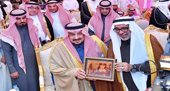 بالصور.. أمير الرياض يدشن أول مؤسسة تعليمية لبناء المهارات الرقمية بالمنطقة
