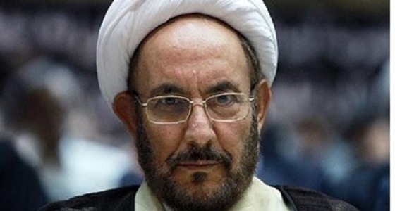 وزير إيراني سابق يوجه انتقادات لاذعة للحكومة