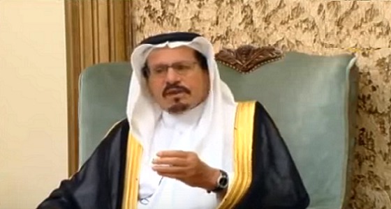 بالفيديو.. الشاعر محمد الخس يلقي قصيدة أمام الملك سلمان