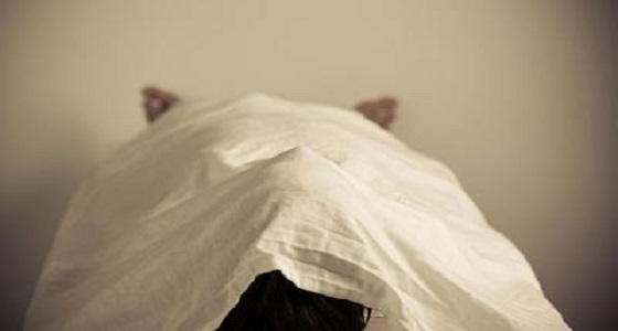 رجل يقتل مسنة بعد اغتصابها