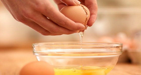 بياض البيض وأقراص الفحم علاج لطفلك من التسمم الدوائي