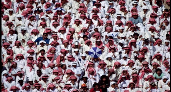 صورة نادرة لجمهور نادي الهلال عام 1400هـ