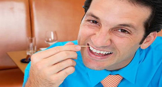 أضرار لاتعرفها عن ” خلة ” الأسنان