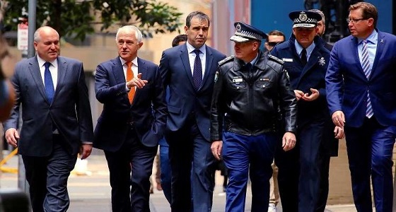 رئيس وزراء أستراليا يهدد بإقالة من يخترق حظر العلاقات الغرامية مع الموظفين