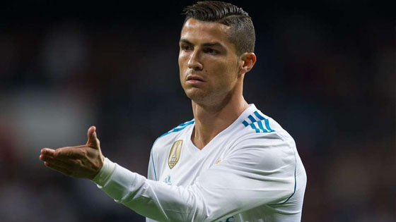 رونالدو يقرر الرحيل عن الملكي