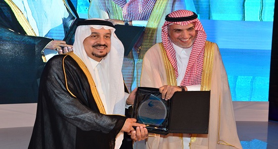 بالصور.. الأمير فيصل بن بندر يرعى المعرض السعودي للمياه
