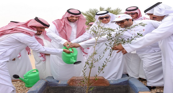 الأمير فيصل بن خالد يدشن حملة غرس 200 ألف شجرة بالحدود الشمالية