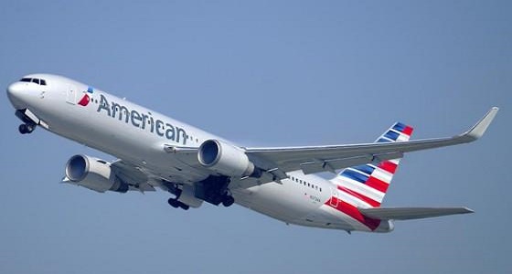 طائرة أمريكية تتخلص من 33 طن وقود لإنقاذ حياة مسافرة