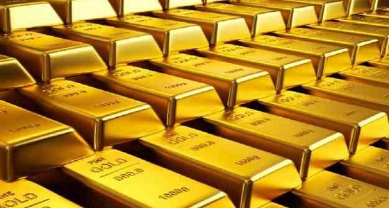 انخفاض اسعار الذهب وسط استقرار الدولار