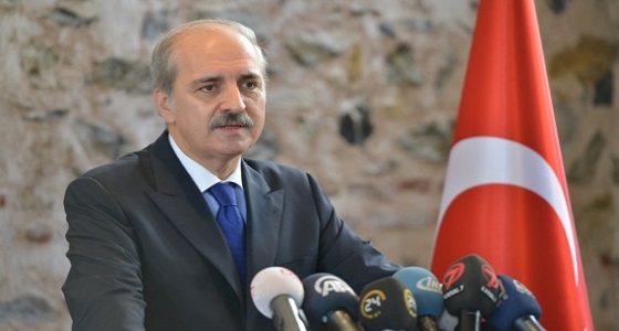 وزير تركي يتجاهل الاعتقالات ببلاده في حديثه عن المسلسلات التركية