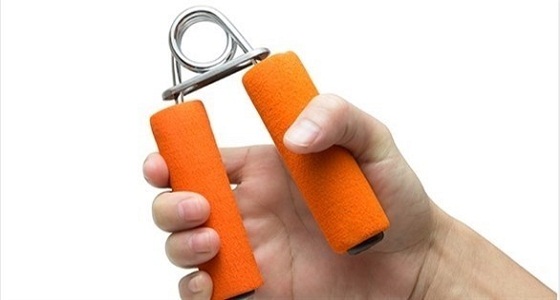 دراسة: قوة قبضة اليد علامة على صحة القلب