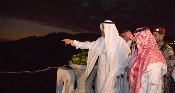 بالصور.. أمير الباحة يدشن مشروع إنارة طريق عقبة الملك فهد  