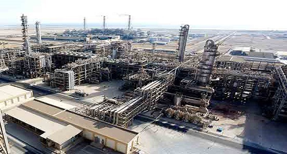 بشرة سارة لحديثي التخرج من ” بترو رابغ “