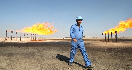 النفط يتعافى هامشيا مع احتمالية فرض عقوبات على إيران