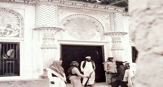 صورة نادرة لمدخل قصر الإمارة بالدمام في الخمسينيات