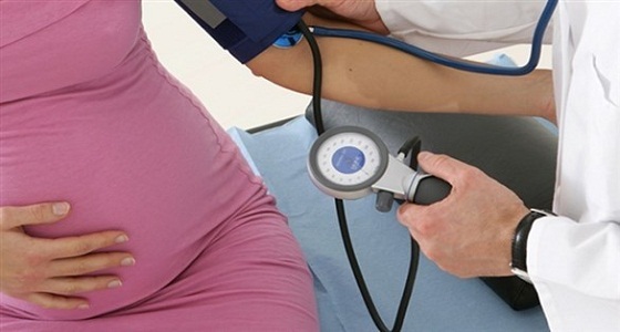 دراسة: النساء اللواتي يرتفع عندهن ضغط الدم يحصلن على مولود ذكر