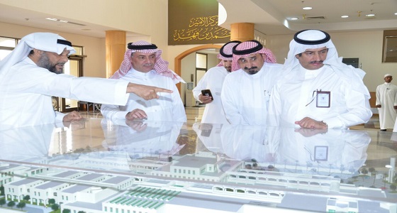 بالصور.. مدير عام فرع وزارة العمل بالشرقية يتفقد أعمال جمعية المعاقين