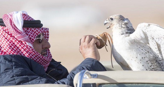 بالصور.. الأمير محمد بن نايف أثناء رحلة بالصحراء