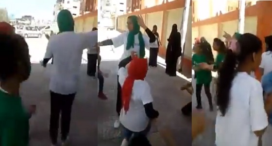 بالفيديو.. فتيات مصريات يشعلن لجان الانتخابات رقصًا