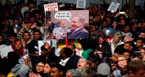 الآلاف يتظاهرون في تل أبيب تضامنا مع الأفارقة المهددين بالطرد