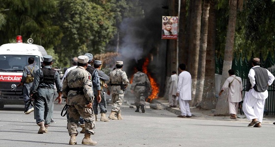 مصرع اثنين وإصابة 10 أشخاص في هجوم انتحاري بأفغانستان