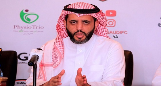 العقيل: نتفاوض مع مدرب الفريق لتجديد عقده