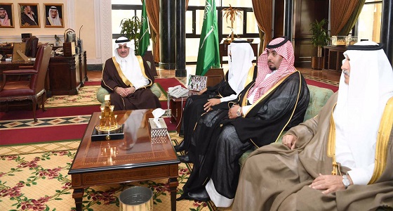 أمير تبوك يلتقى رئيس وأعضاء المجلس البلدي