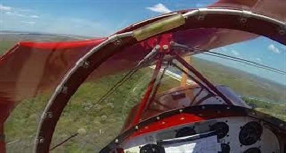 بالفيديو.. ذكاء طيار ينقذه بعد توقف محرك طائرته في الهواء