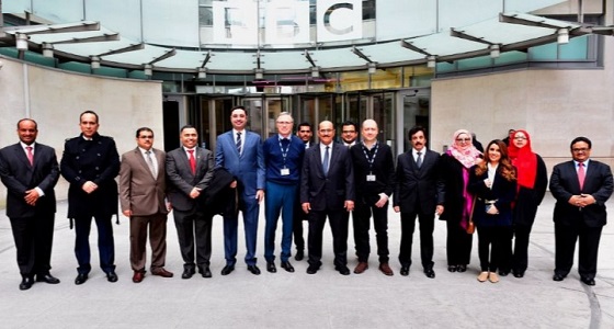 بالصور.. الوفد الإعلامي المرافق لتغطية زيارة ولي العهد يزور شبكة &#8221; bbc &#8220;
