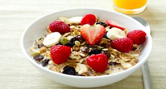 فوائد وجبة الإفطار وأبرزها إنقاص الوزن
