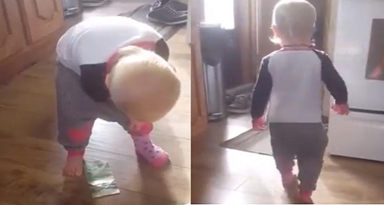 بالفيديو.. رد فعل طريف لطفل سرق نقود من والدته