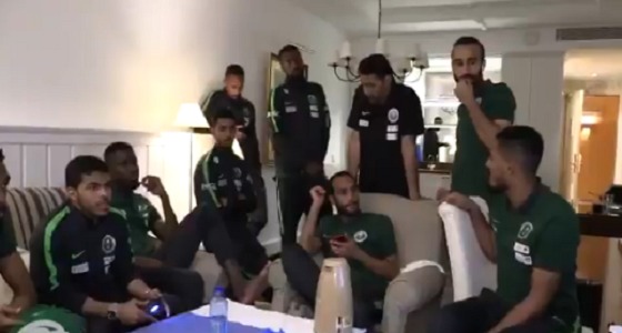 بالفيديو.. لاعبو المنتخب الوطني في تحدي جديد