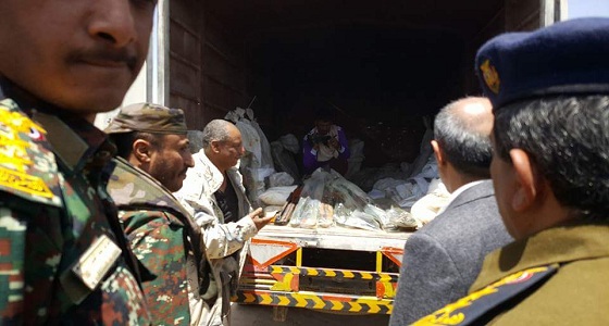 بالصور.. ضبط شاحنة محملة بالأسلحة كانت في طريقها إلى الحوثين باليمن