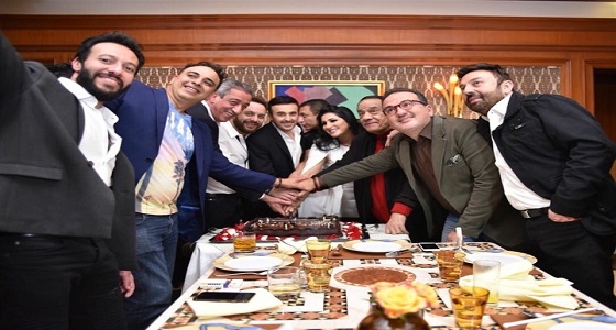 صابر الرباعي يحتفل بعيد ميلاده وسط أصدقائه بالقاهرة