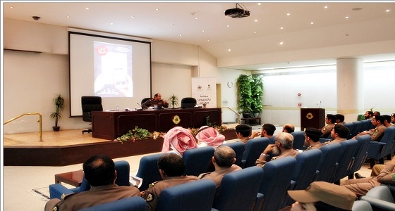بالصور.. شرطة الرياض تقيم برنامجاً توعوياً بعنوان &#8221; وطننا أمانة &#8220;