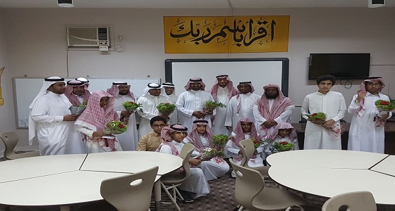 افتتاح معمل الزاحمي للصوتيات واللغة الإنجليزية بالمدرسة السعودية