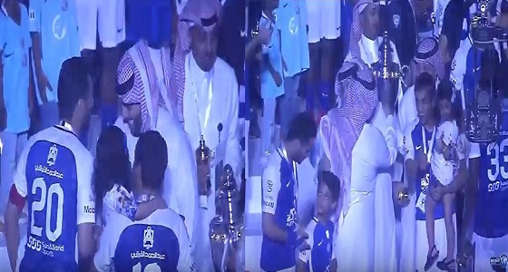 بالفيديو.. الشلهوب وابنته يحتفلان بالدوري مع ” آل الشيخ “