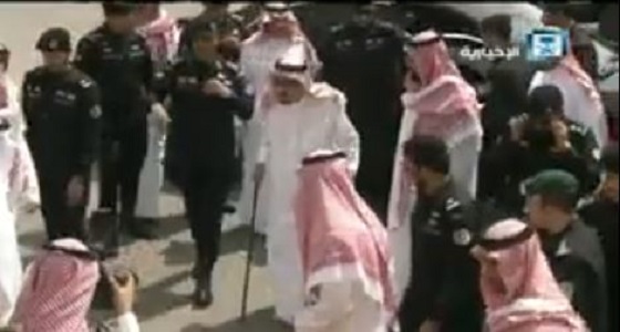 بالفيديو.. خادم الحرمين وقادة الدول العربية يصلون إلى مقر مناورات &#8221; درع الخليج &#8220;